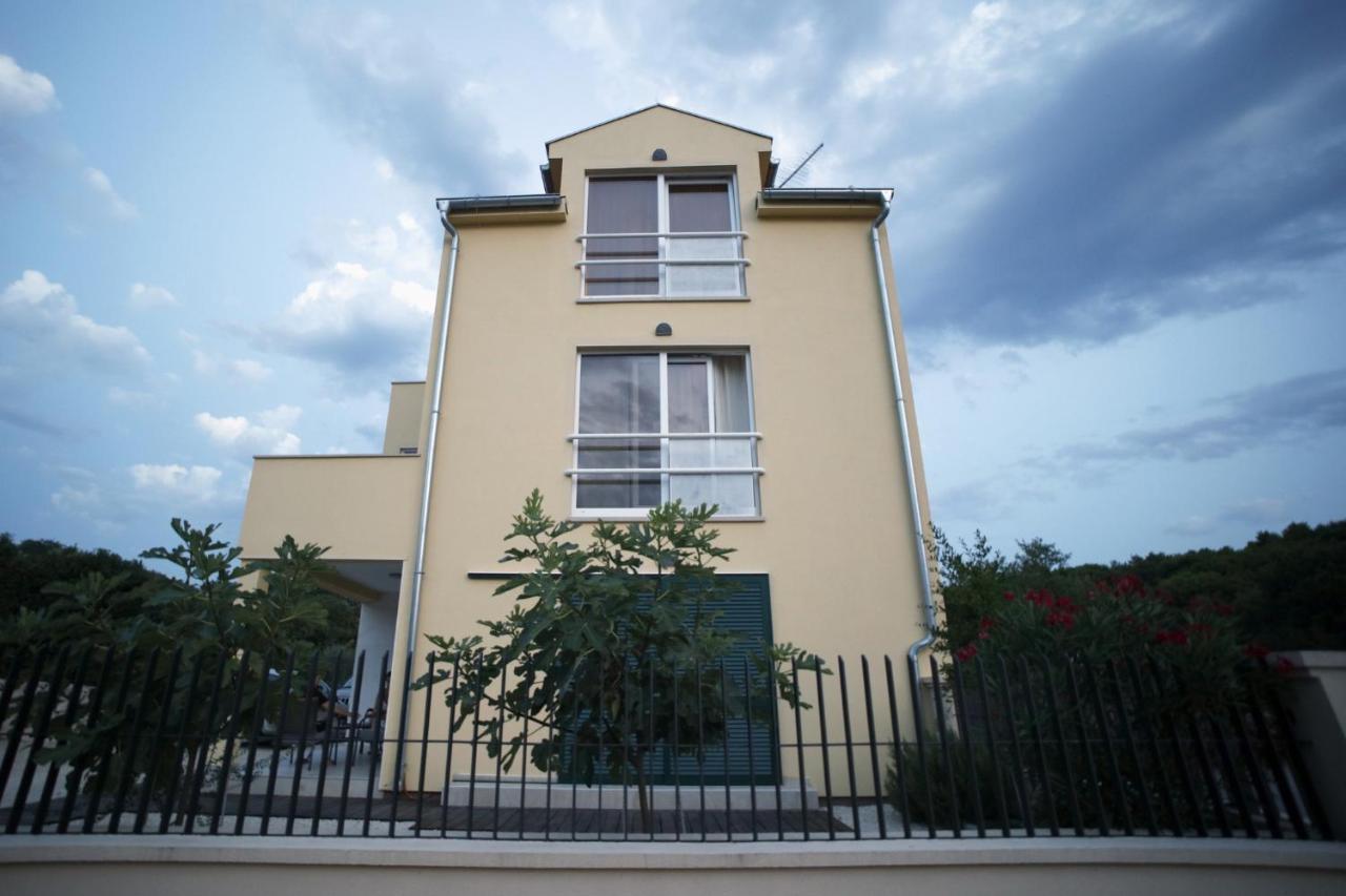 Apartman Kovacic Drage Apartment Екстериор снимка